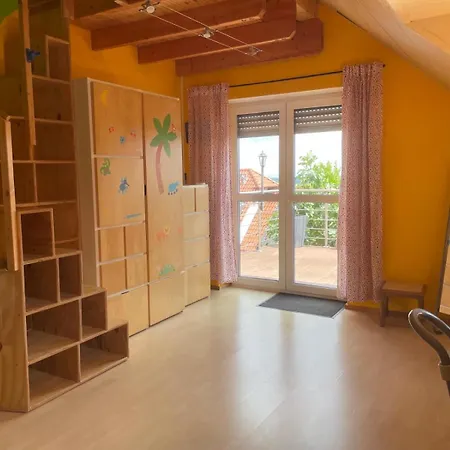 Am Waldrand Village * Bobenheim am Berg