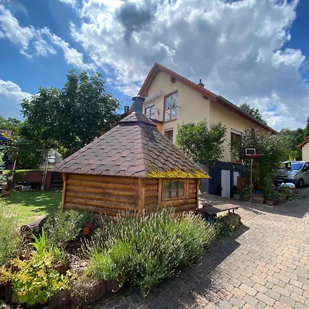 Am Waldrand Village Bobenheim am Berg