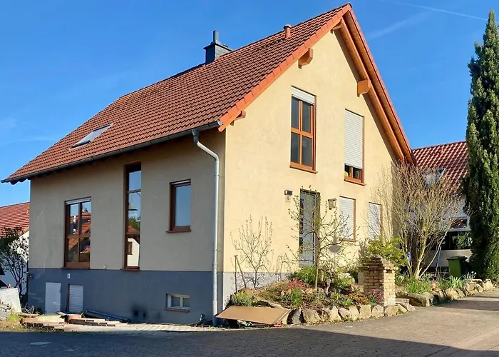 Hébergement de vacances Am Waldrand Village Bobenheim am Berg