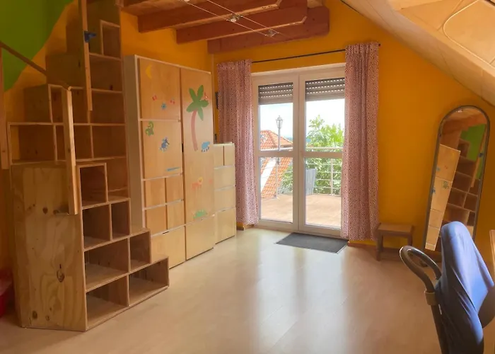 Am Waldrand Village * Bobenheim am Berg